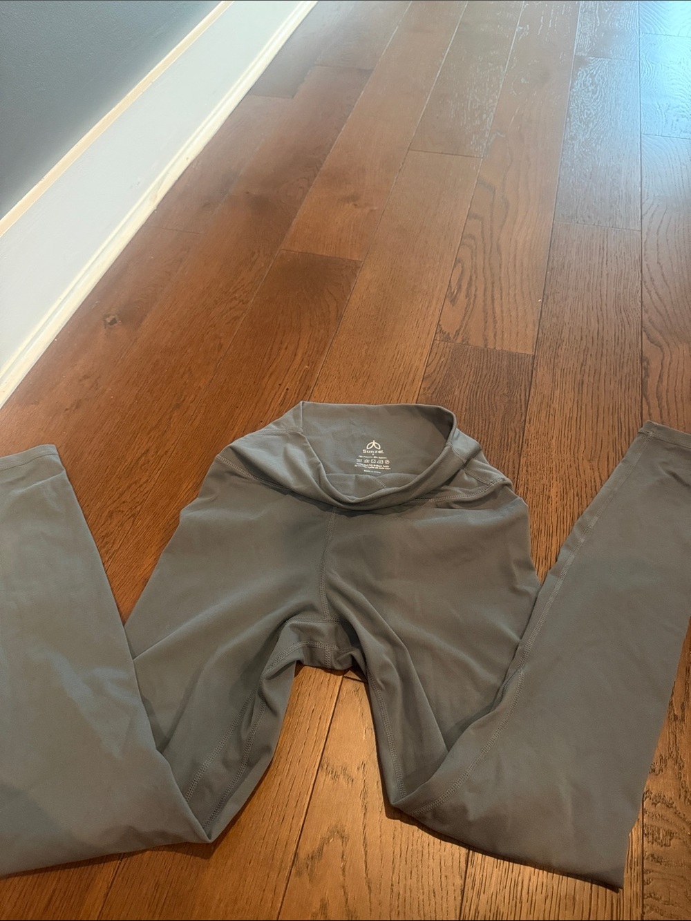 Sunzel. Light Gray High-Waist Leggings